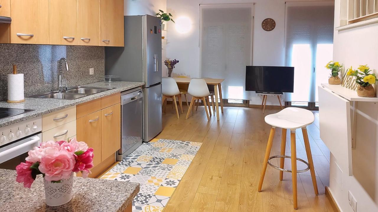 Precioso Apartamento Duplex En El Centro De Olot Apartment Exterior foto