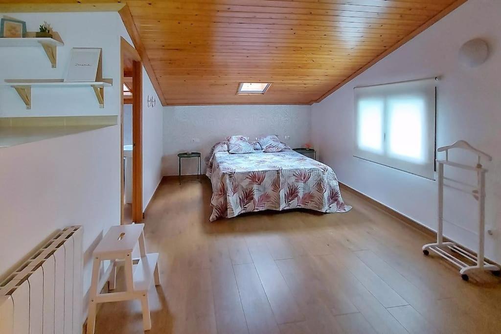Precioso Apartamento Duplex En El Centro De Olot Apartment Exterior foto